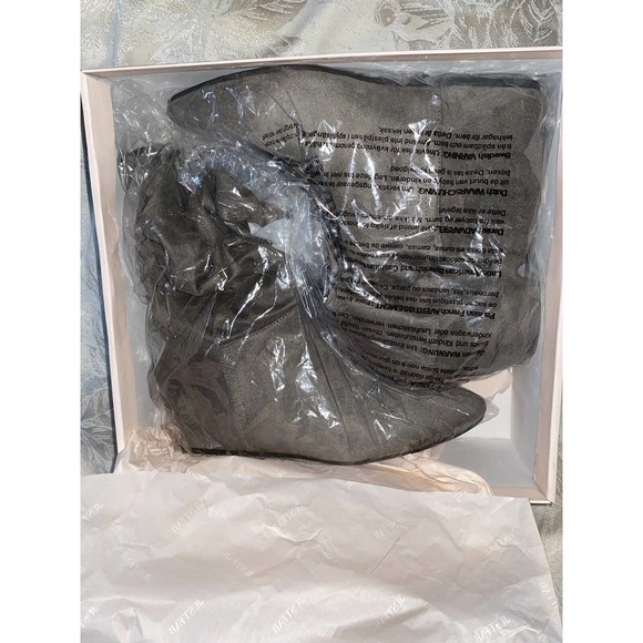 Just Fab Grey Flats Boots Dana 9 Brand New - Picture 5 of 6